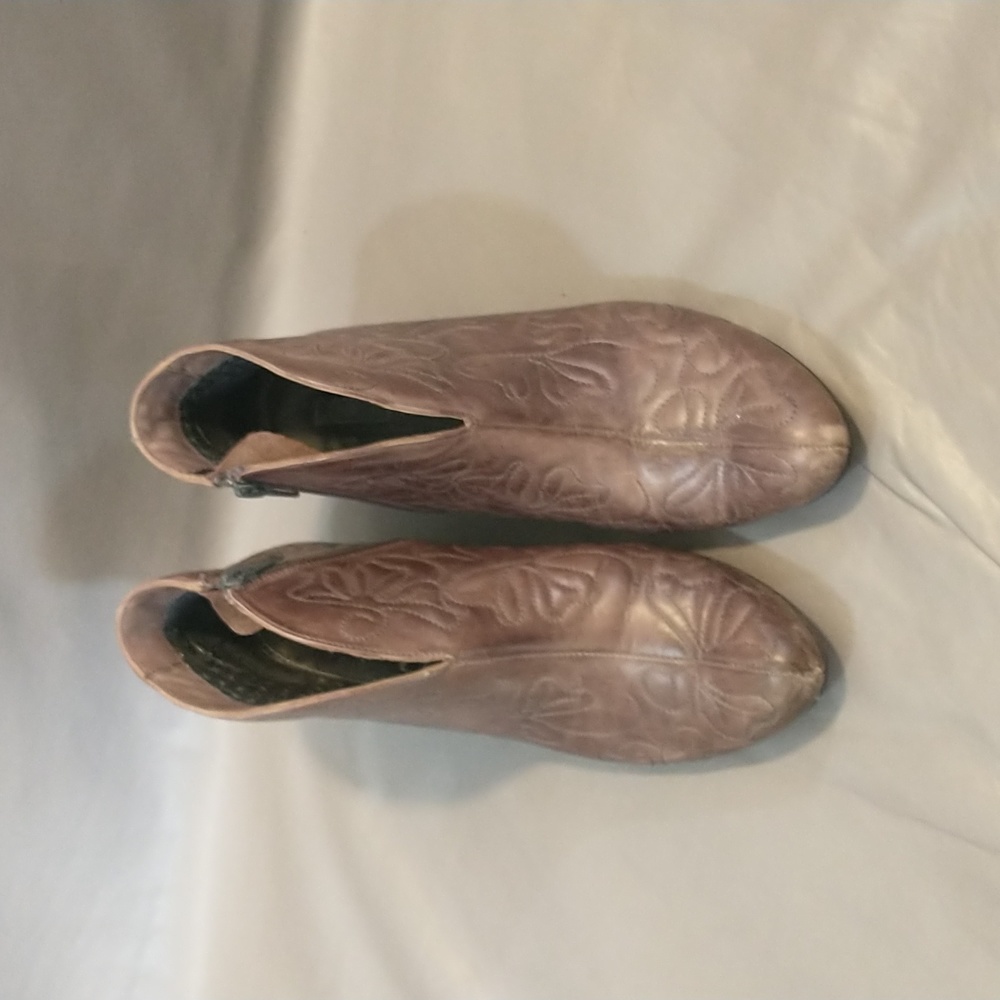 Pikolinos tan ankle boots 41/10-10.5